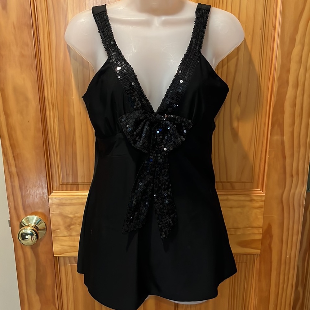 Super cute Wildcat Top